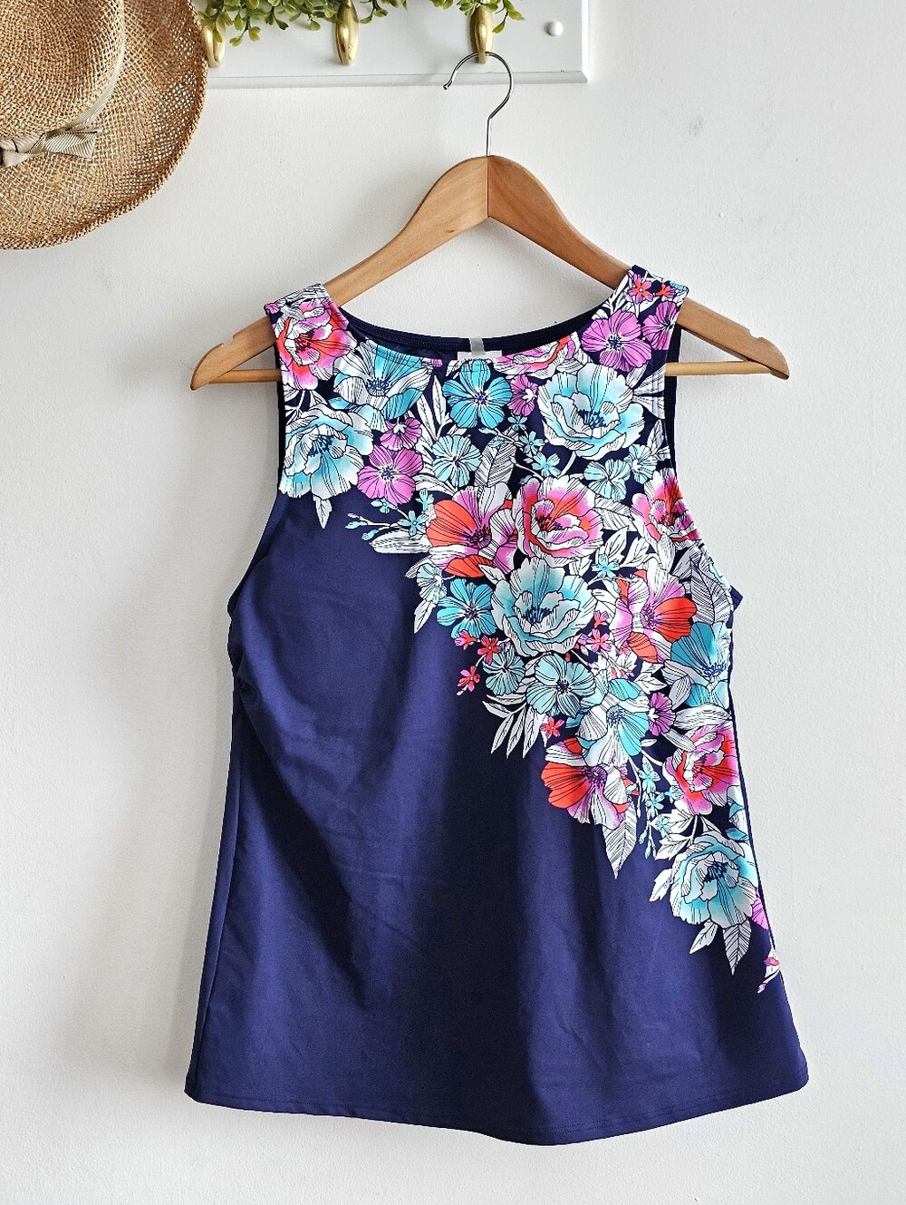 Lands’ End Floral High Neck Tankini Top Women’s Size 12 Navy Blue Swim Top Soft